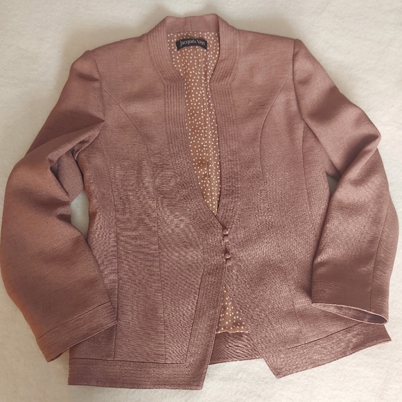 Adorable 3 piece skirt suit with scarf - Picture 5 of 10